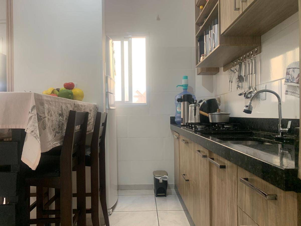 Apartamento à venda com 2 quartos, 70m² - Foto 6