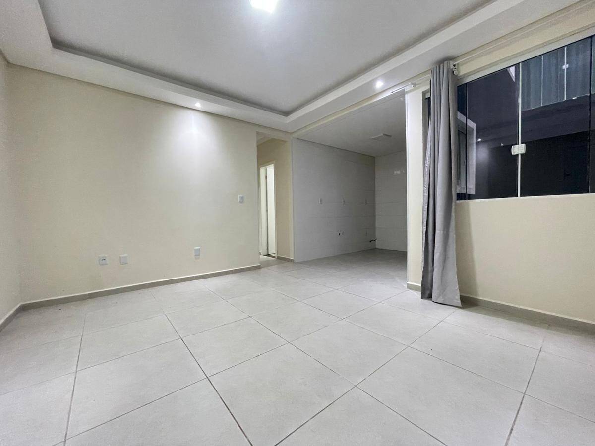 Apartamento à venda com 2 quartos, 55m² - Foto 2