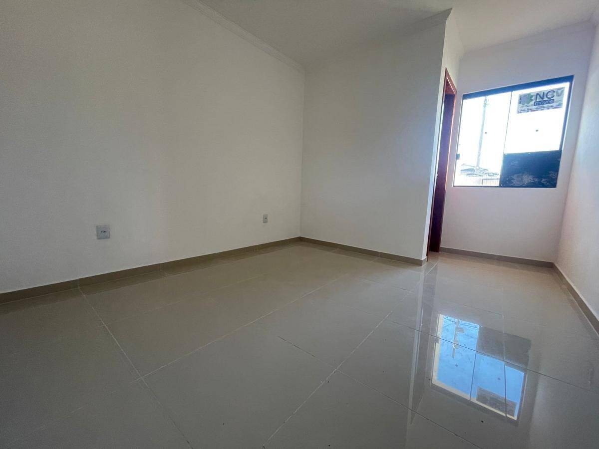 Casa à venda com 2 quartos, 55m² - Foto 6