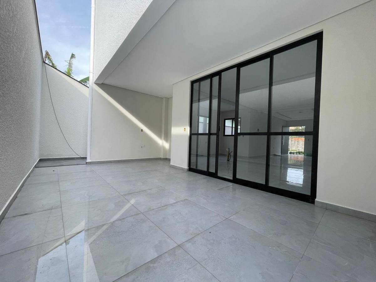 Casa à venda com 3 quartos, 150m² - Foto 13