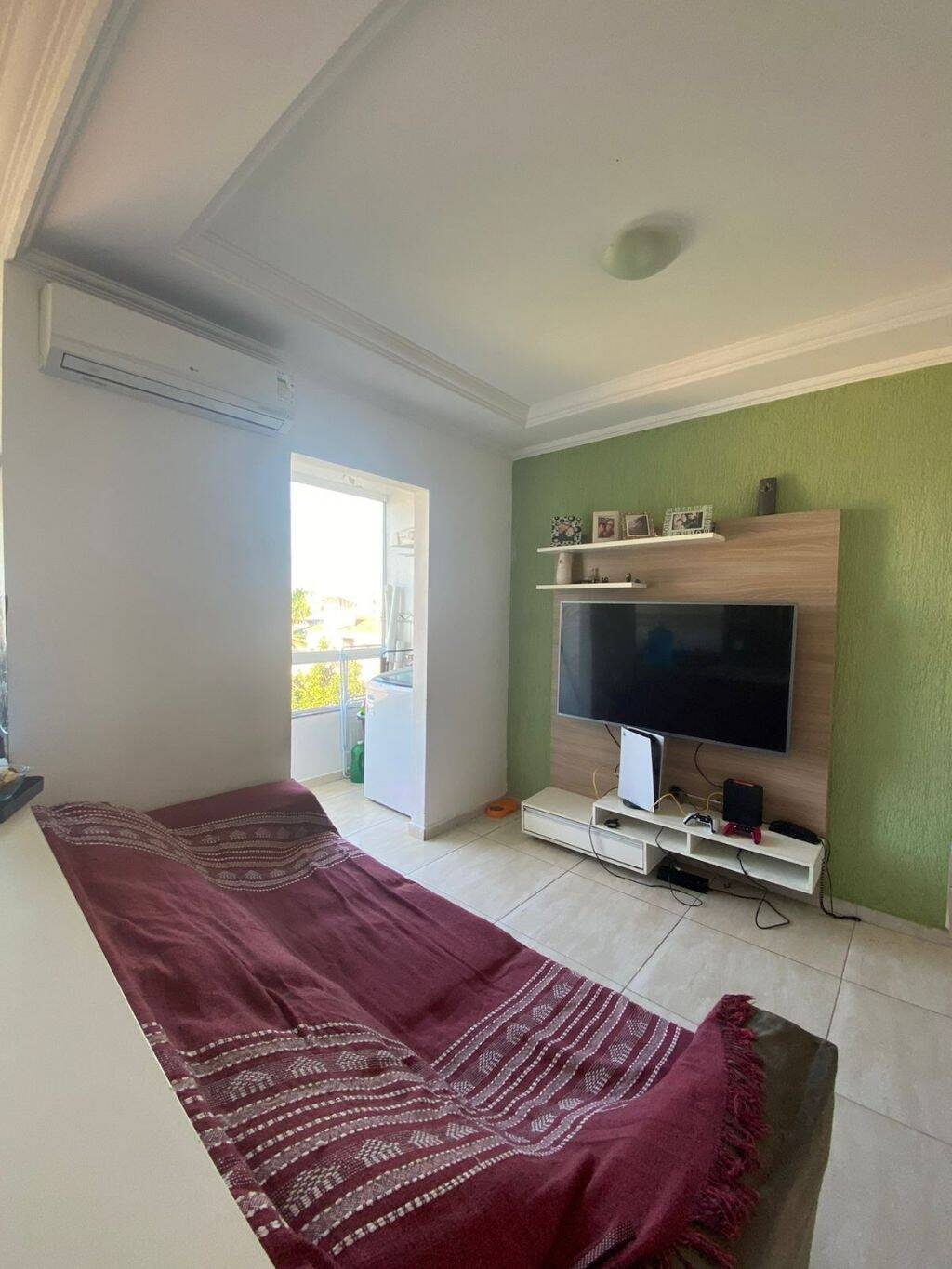 Apartamento à venda com 3 quartos, 65m² - Foto 2