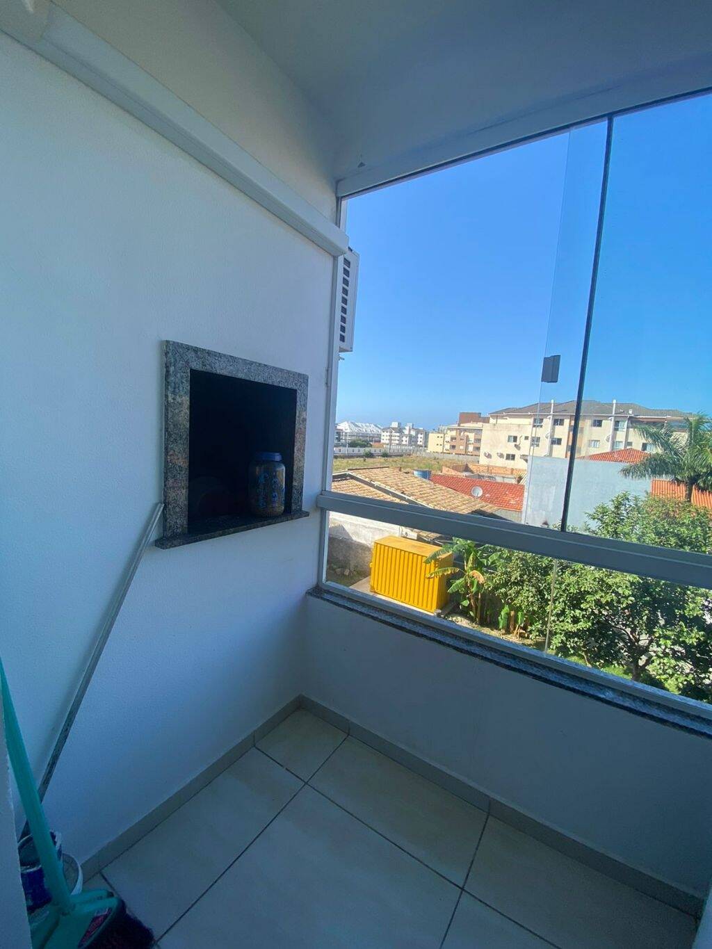 Apartamento à venda com 3 quartos, 65m² - Foto 3