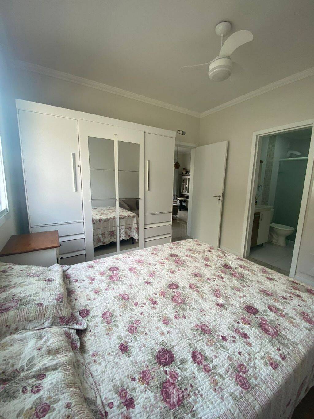 Apartamento à venda com 2 quartos, 65m² - Foto 12