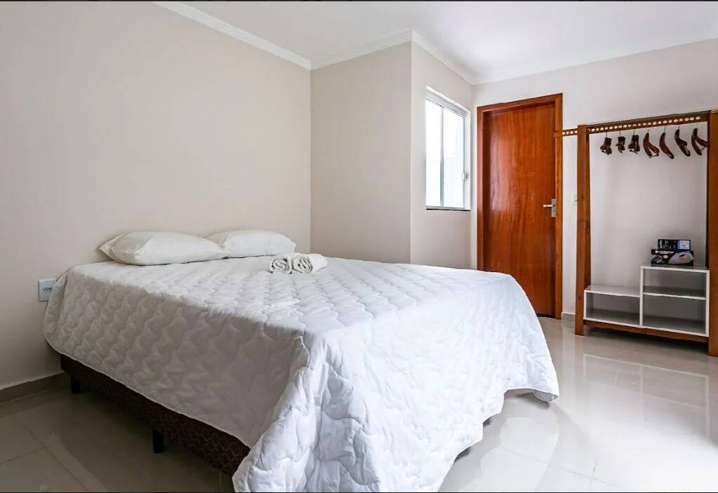 Apartamento à venda com 2 quartos, 75m² - Foto 3