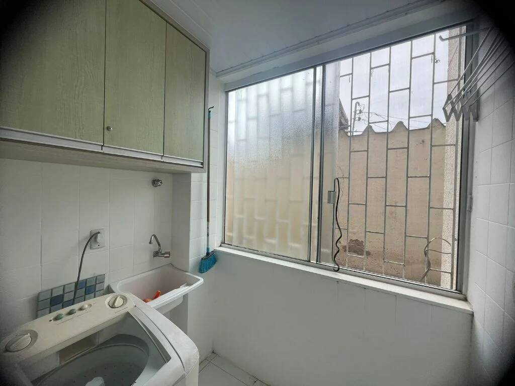 Apartamento à venda com 2 quartos, 85m² - Foto 9