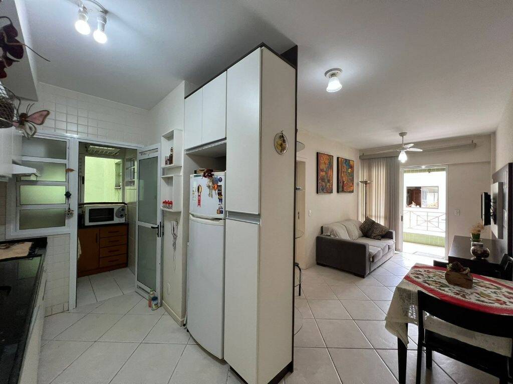 Apartamento à venda com 2 quartos, 73m² - Foto 6