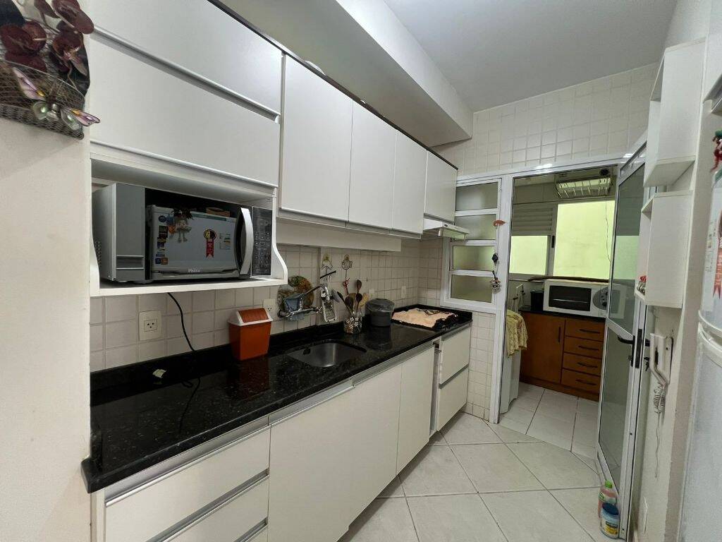 Apartamento à venda com 2 quartos, 73m² - Foto 5