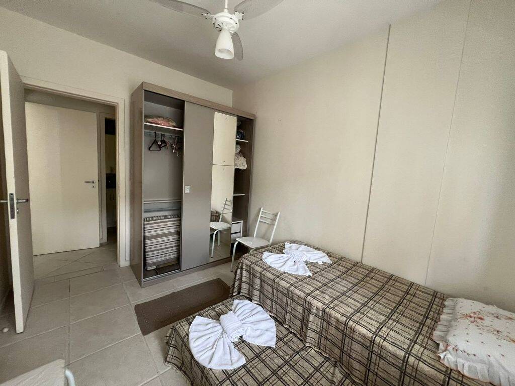 Apartamento à venda com 2 quartos, 73m² - Foto 2