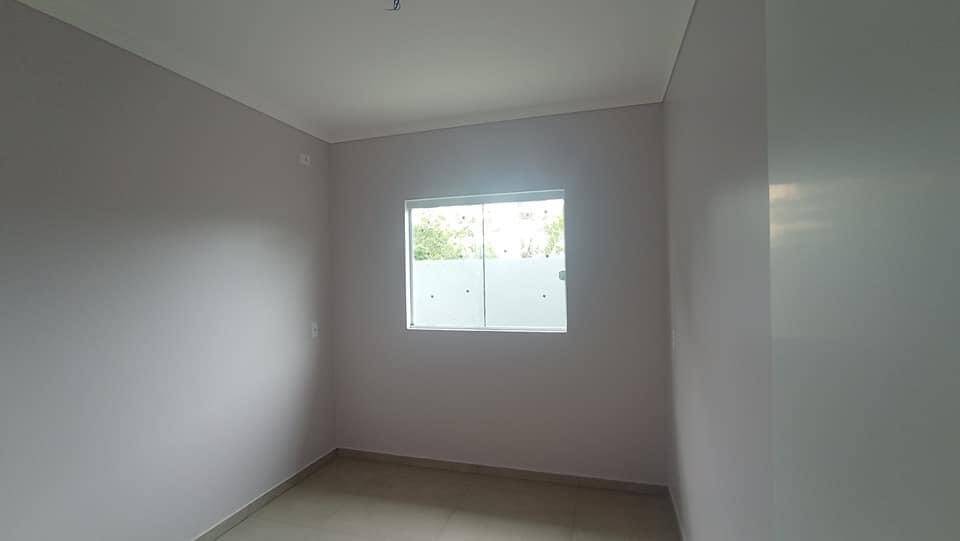 Casa à venda com 3 quartos, 80m² - Foto 5