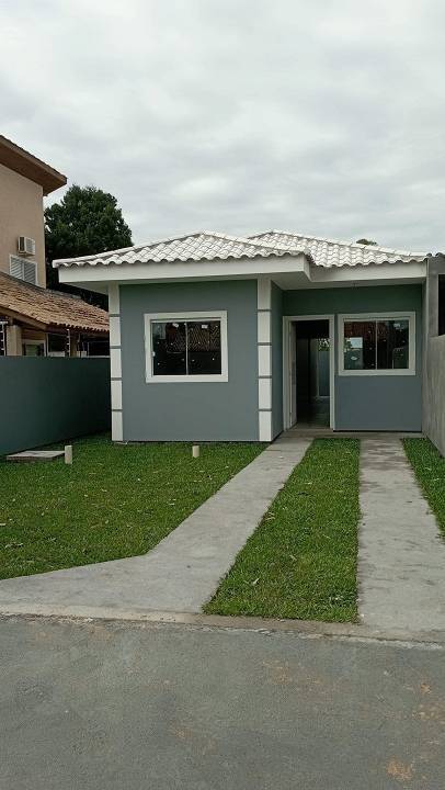 Casa à venda com 3 quartos, 80m² - Foto 4