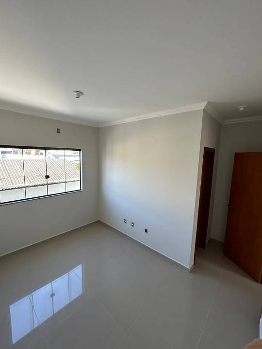 Casa à venda com 2 quartos, 82m² - Foto 8