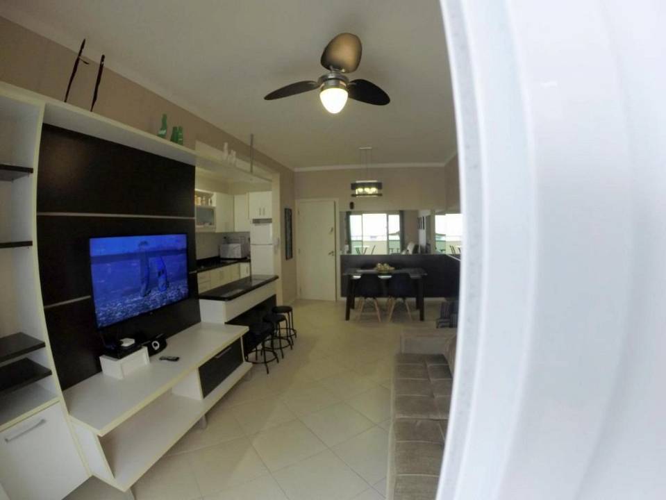 Apartamento à venda com 2 quartos, 85m² - Foto 2