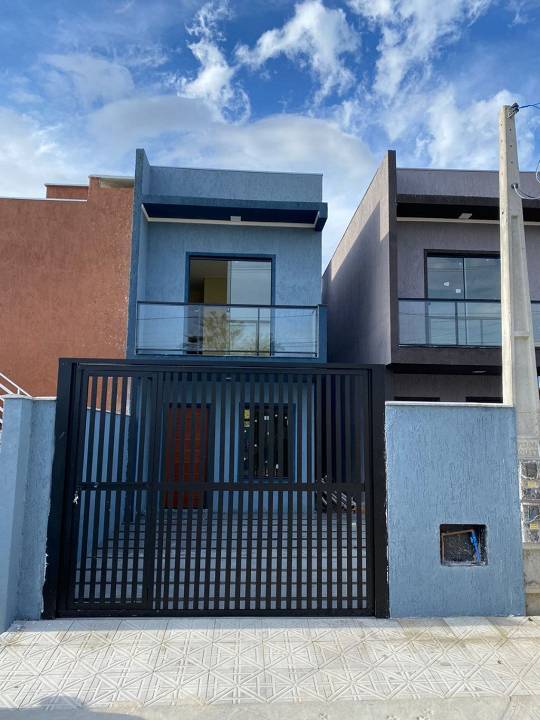 Casa à venda com 3 quartos, 90m² - Foto 2