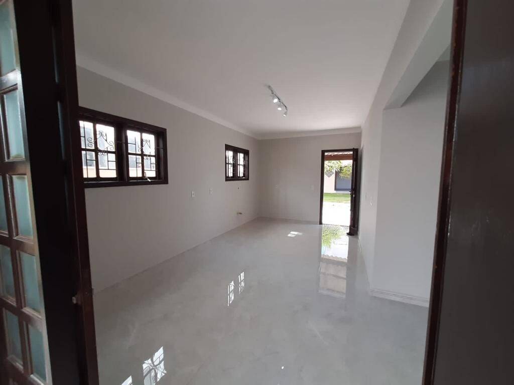 Casa à venda com 4 quartos, 222m² - Foto 5