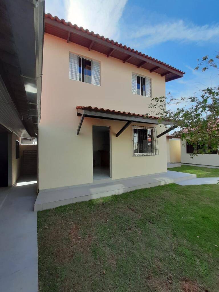 Casa à venda com 4 quartos, 222m² - Foto 11