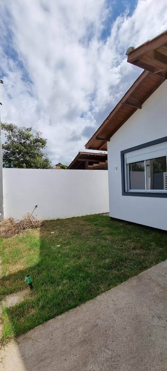 Casa à venda com 3 quartos, 90m² - Foto 5