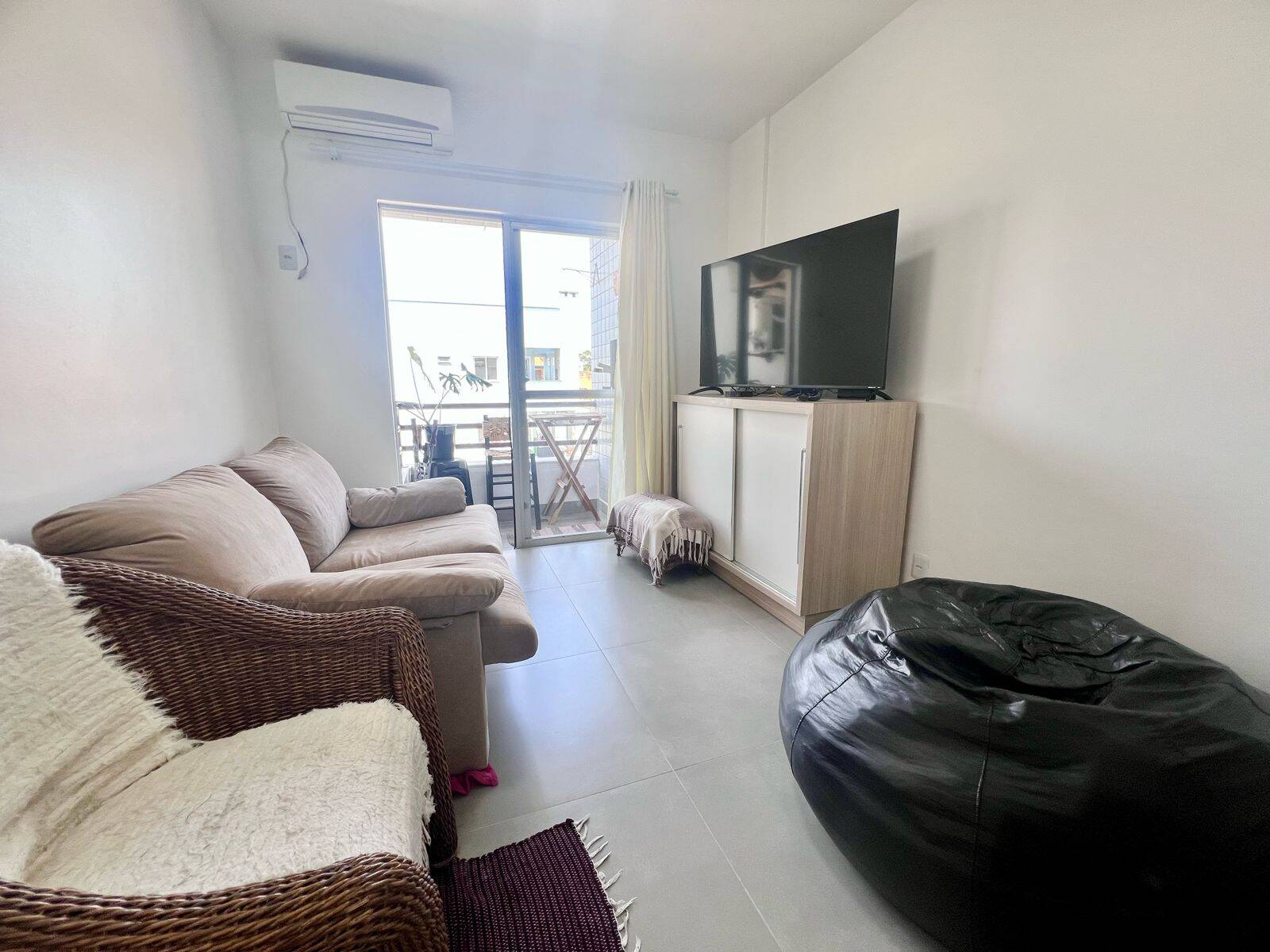 Apartamento à venda com 2 quartos, 65m² - Foto 12