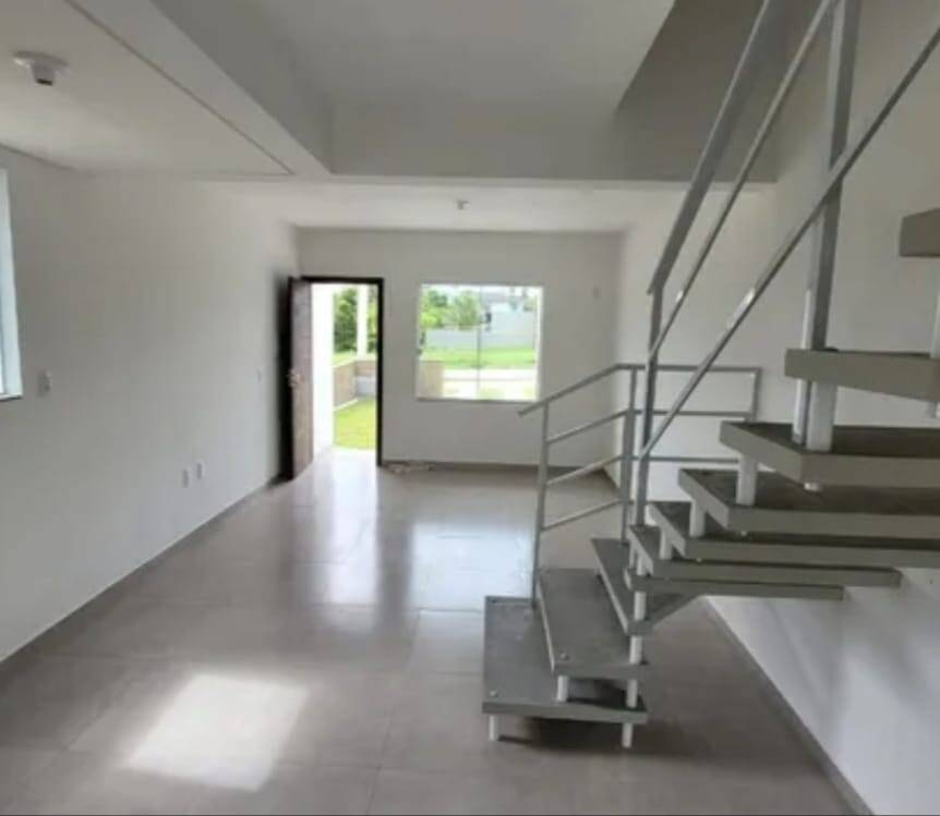 Casa à venda com 2 quartos, 92m² - Foto 13